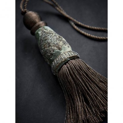 Claudia key tassel (2)