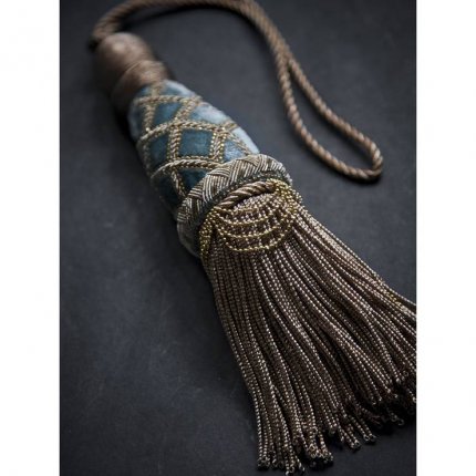 Desdemona key tassel (2)