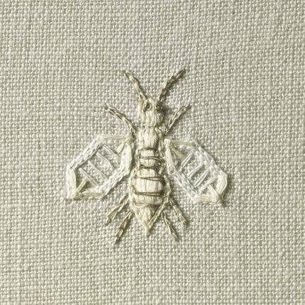 NAPOLEON BEES ON COLOURED GROUND - F268 (2)