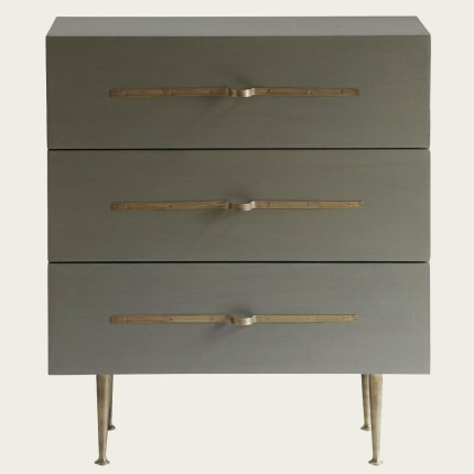 MID046A - CHEST WITH THREE DRAWERS WICKER HANDLES BRASS TRIM & LEGS (5)