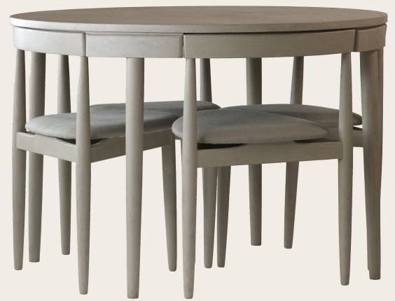 MID100 - ROUND TABLE WITH FOUR CHAIRS (THREE LEGS) (1)