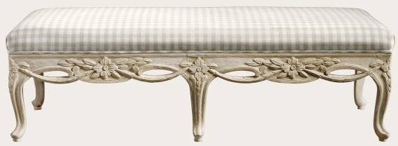 GUS068 - BENCH WITH GUSTAVIAN SWAGS CARVING (2)