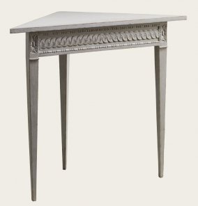 GUS114 - CORNER TABLE