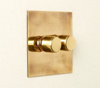 Otočné stmívače (rotary dimmers) Aged Brass