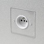 Zásuvky (sockets) Invisible (2)
